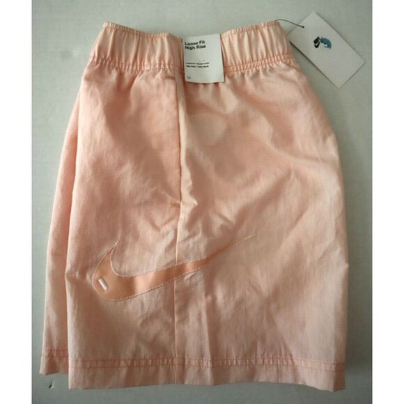 Nike DM6752-610 Women Sz XS Cardinal Swoosh Loose Fit High Rise Athletic Shorts - Picture 9 of 10